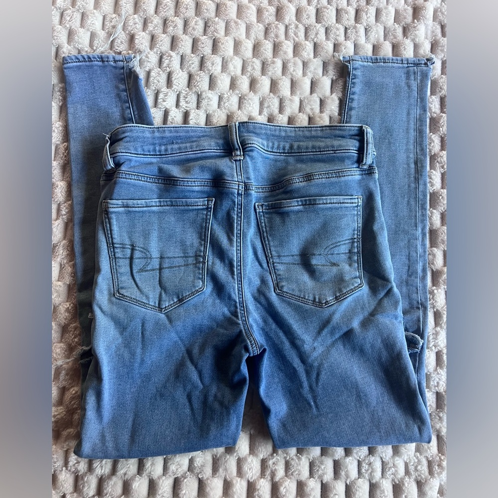 American Eagle Distressed Jeans